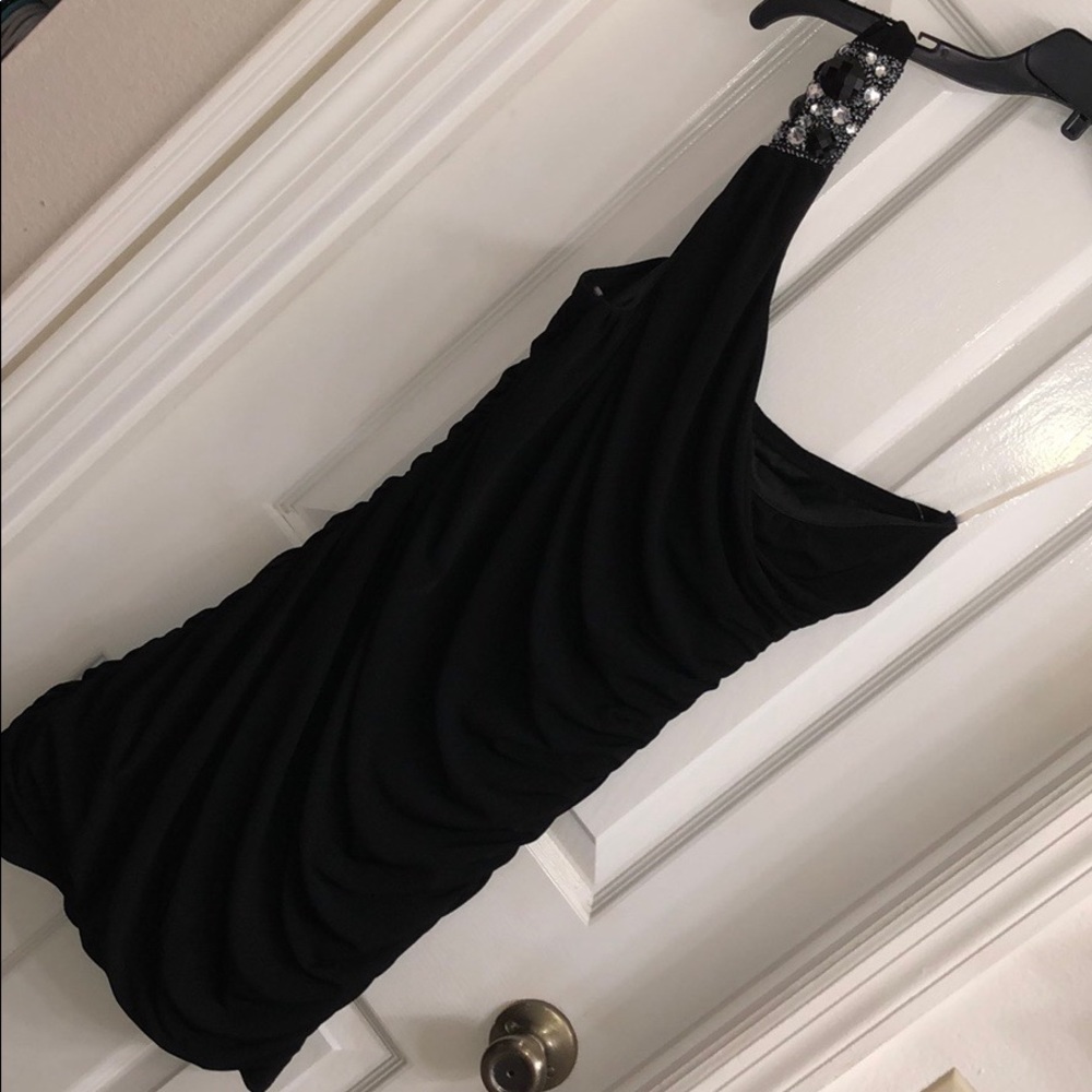 One Shouldered Little Black Dress. 💋